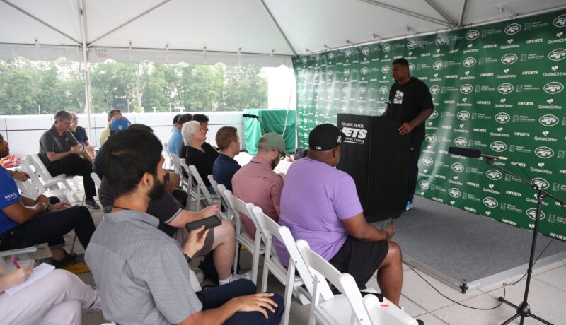 Aaron Rodgers Sharp, Jason Brownlee Impresses; Jets Camp Report Day 4