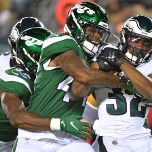 Jets Retain Jamien Sherwood on 3-Year $45 Million Deal