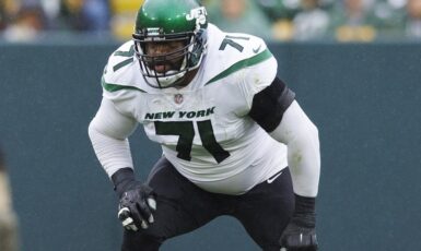 Jets Tackle Duane Brown Downgraded to OUT for Sunday vs Patriots