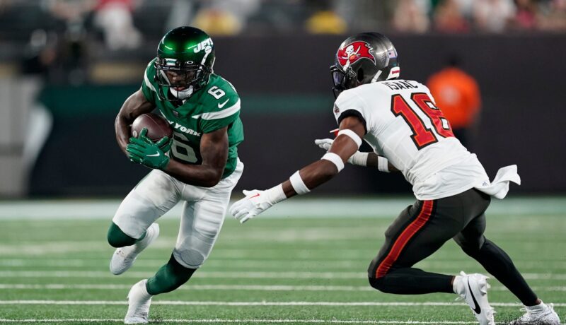 Jets Ship Wide Receiver Mecole Hardman Back to Chiefs