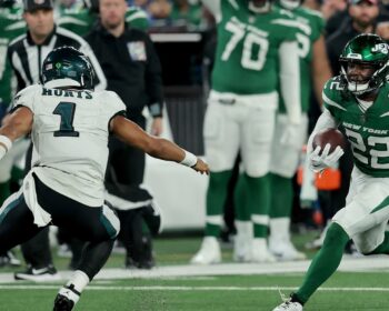 Jets Shock Eagles in 20-14 Upset Victory at MetLife Stadium