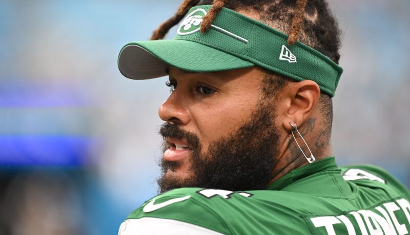 Jets Offensive Line in Flux as Billy Turner Breaks Hand