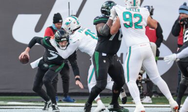 Pathetic Jets Offense Flops With Tim Boyle Versus ‘Phins in 34-13 Loss