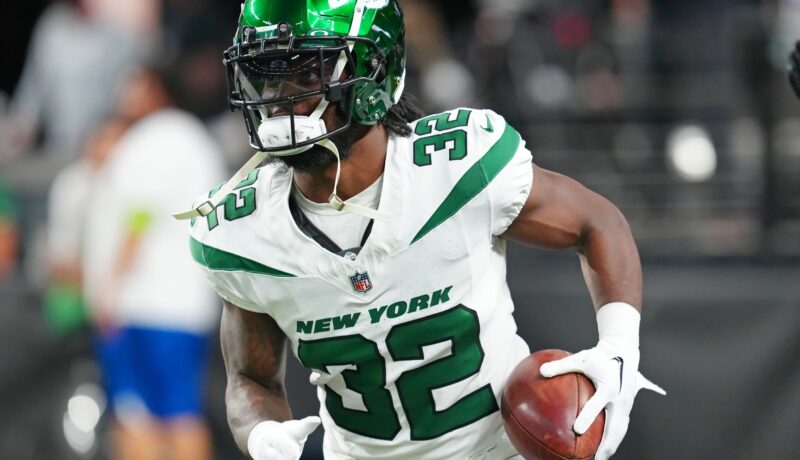 Jets Release RB Michael Carter