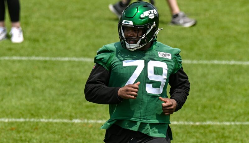 Tanzel Smart Back to Practice Squad; Dennis Kelly Released