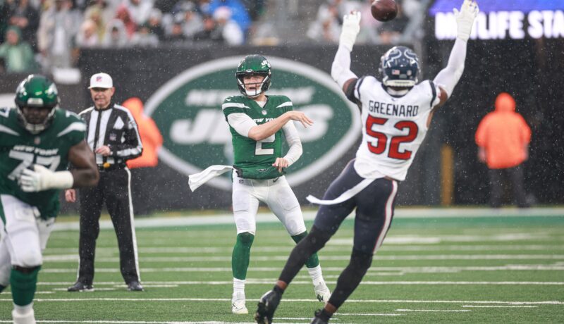 Zach Wilson Leads Gang Green to 30-6 Victory Over Texans