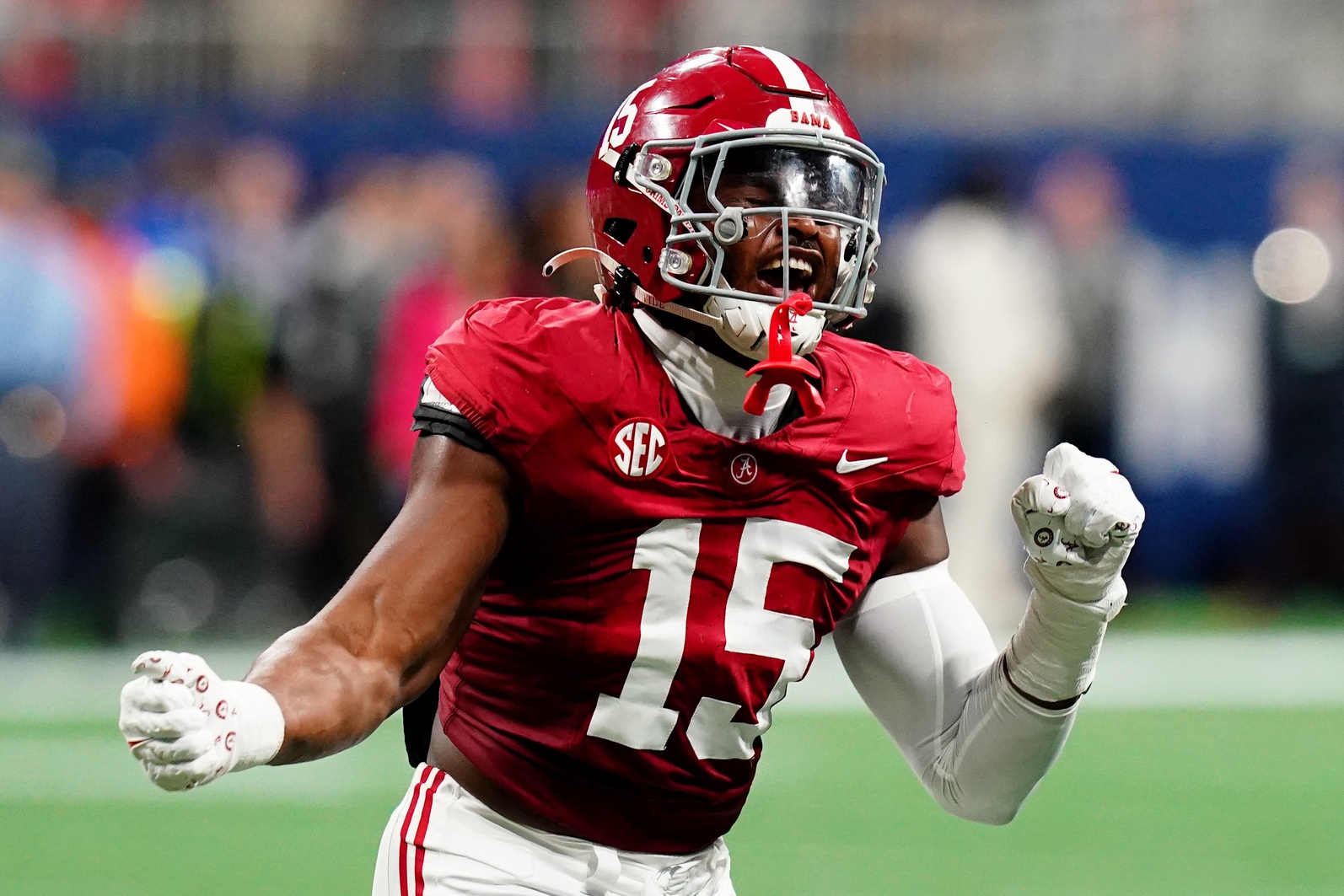 Jets Meet With Possible top 10 Edge Rusher at NFL Combine