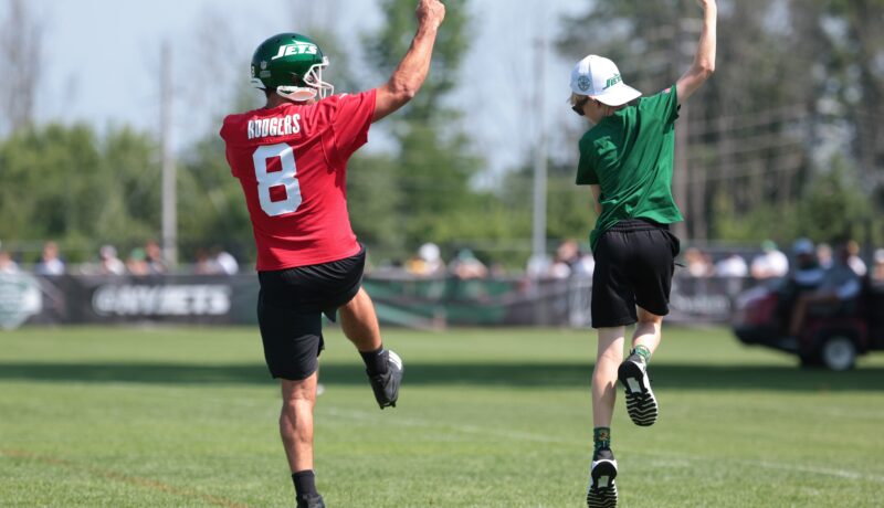 Aaron Rodgers Explains Absence at New York Jets Minicamp