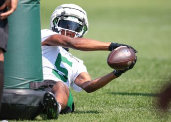 Jets Must Prioritize Extending Sauce Gardner & Garrett Wilson