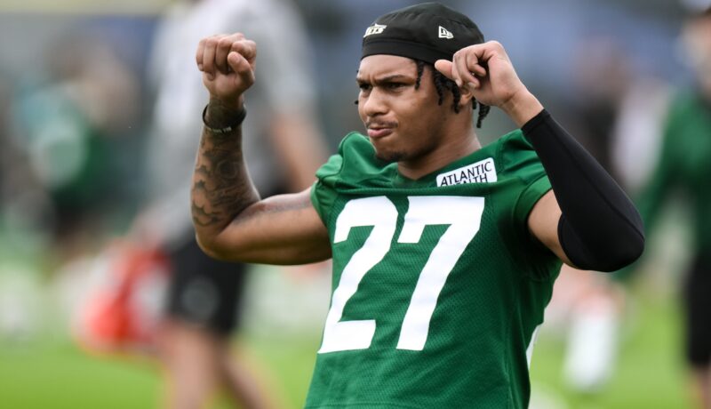 Jets Bring Back Familiar Face at Corner, cut TE Neal Johnson