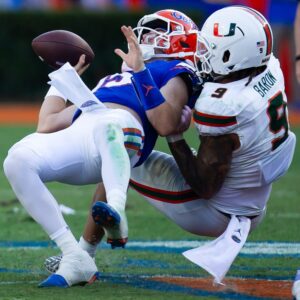 New York Jets Trade Up and Select DE Tyler Baron in Round 5