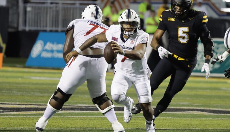 Jets Sign Defensive End Michael Fletcher Ahead of Training Camp