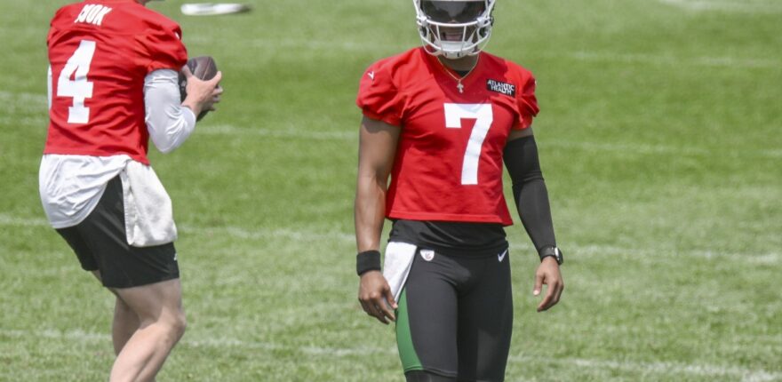 Taking a Look at Day 2 of Jets Mandatory Minicamp