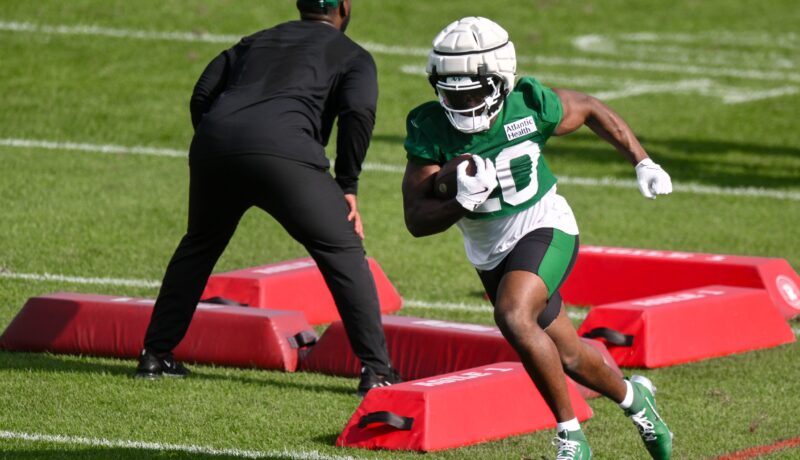 Jets Training Camp Report – Justin Fields Injured, Defense Dominates Day Two