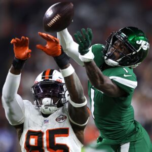 With Wilson and Sauce Done, Who Should Jets Extend Next?