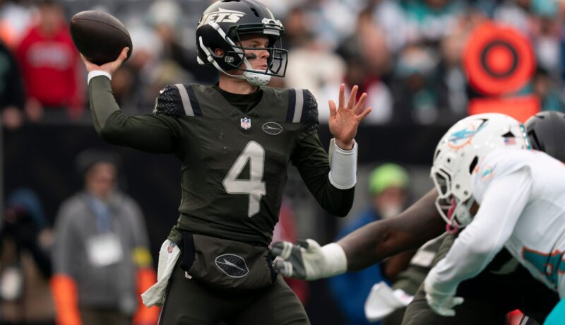 Dropathon!  Jets Receivers Rack up Drops in 34-10 Loss to Dolphins