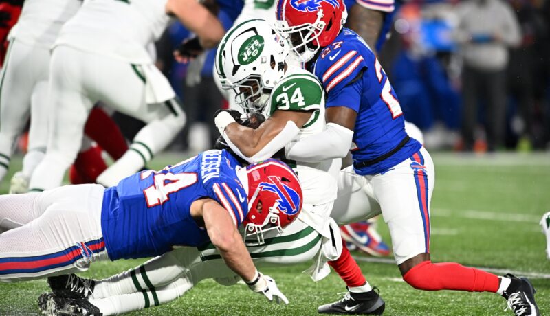 Jets Blown out by Buffalo Backups in 35-8 Loss